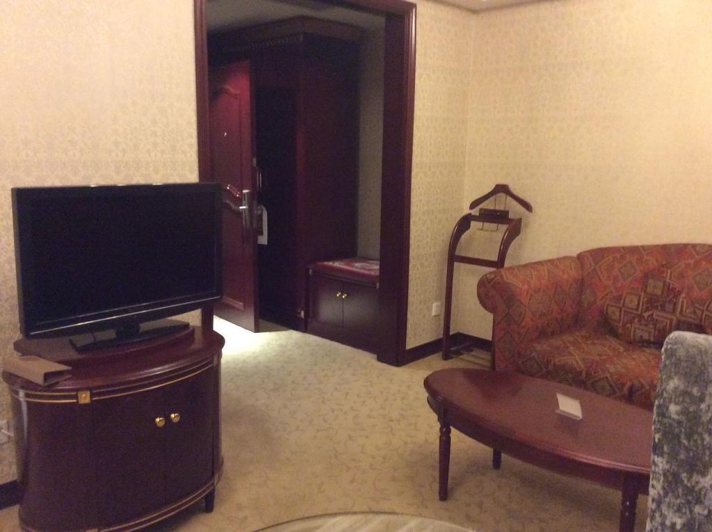 New Paris Hotel 하얼빈 외부 사진
